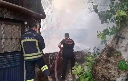 Kahramanmaraş'ta Atık Yangını Kontrol Altında