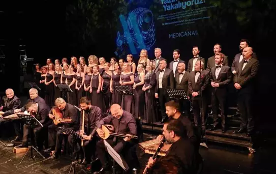 Medicana Samsun Hastanesi Türk Sanat Müziği Korosu'ndan Yaza Merhaba Konseri