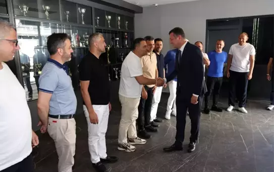 Kaymakam Ürkmezer Alanyaspor'a Veda Ziyareti Gerçekleştirdi
