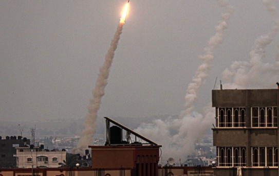 Yemen'den, İsrail'e balistik füze saldırısı