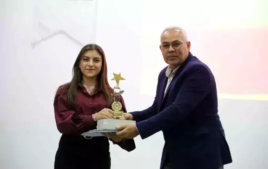Aşık Seyrani'nin Anısına Şiir Yazma Yarışması Düzenlendi