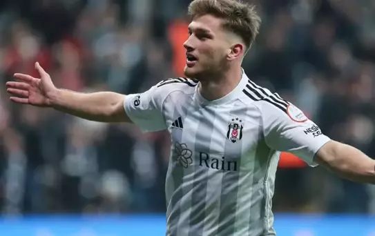 Leeds United'dan Semih Kılıçsoy için ağızları açık bırakacak teklif