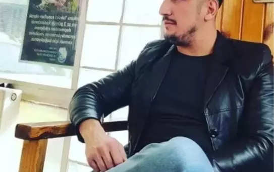 Boşanma Aşamasındaki Eşini Bıçaklayarak Öldürdü