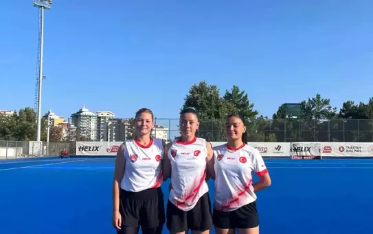 Muğla'lı Sporcular U18 Kadın Hokey Milli Takımı'na Seçildi