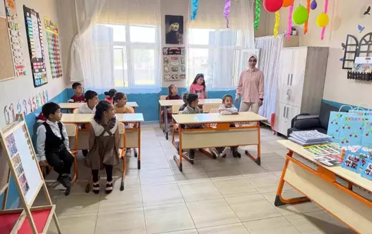 Patnos'ta 29 Bin Öğrenci Karnelerini Aldı