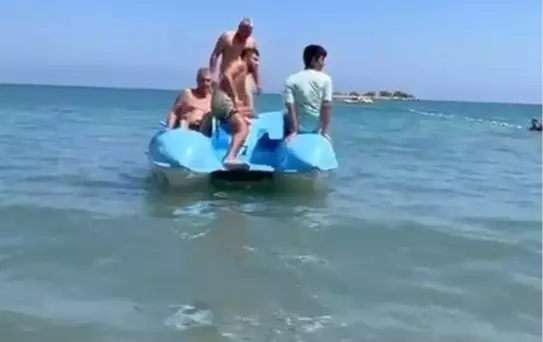 Yumurtalık'ta Kardeşler Denizde Tehlikeye Kapıldı