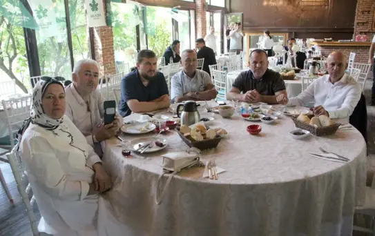 Davutoğlu'ndan İsrail'e Sert Mesaj