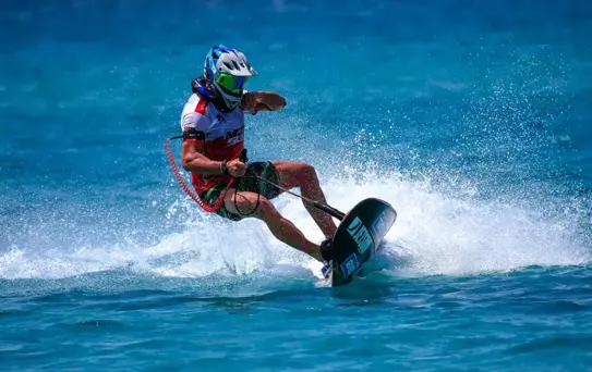 Dünya Motosurf Şampiyonası Çeşme'de Başladı