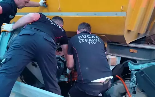 Bucak'ta Trafik Kazası: Genç Hayatını Kaybetti