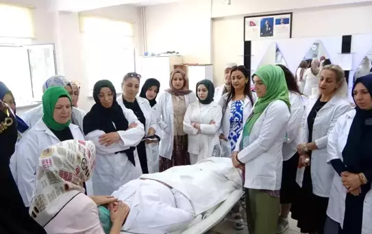 Pendik'te Kadınlara SPA ve Güzellik Eğitimi