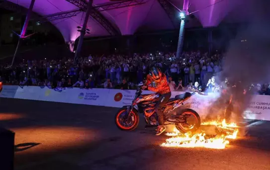 Dünyanın pedalı Sakarya'da döndü: Şampiyona festivale dönüştü