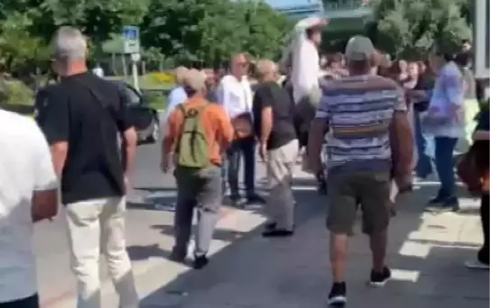 Marmaray'da Yol Tarifi Kavgası