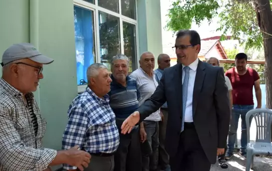 Kaymakam Güldoğan, Salihli'de Mahalleleri Ziyaret Etti