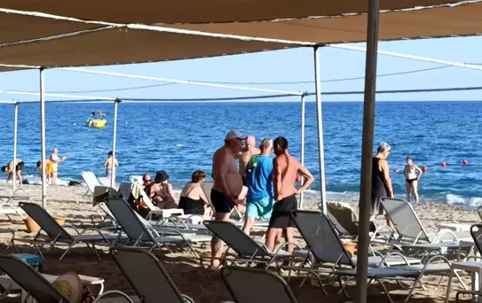 82 Yaşındaki Turist Denizde Boğuldu