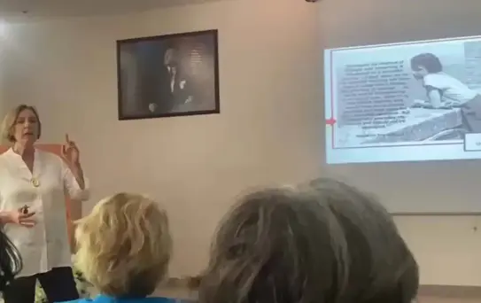 Prof. Dr. Zeliha Kerry Emekli Olup Öğrenci Oldu