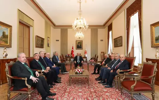 Numan Kurtulmuş Eski Meclis Başkanlarını Ağırladı