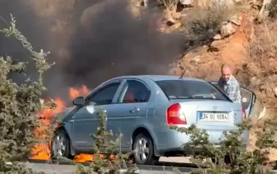 Bursa'da Otomobil Yangını