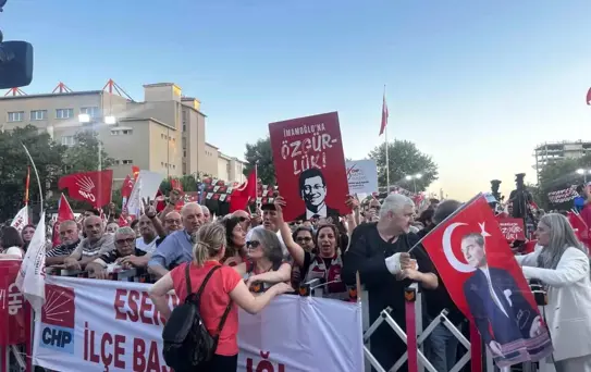 CHP Genel Başkanı Özgür Özel Büyükçekmece'de Miting Düzenledi