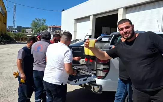 Düzce Belediyesi Personeline Limonata İkramı