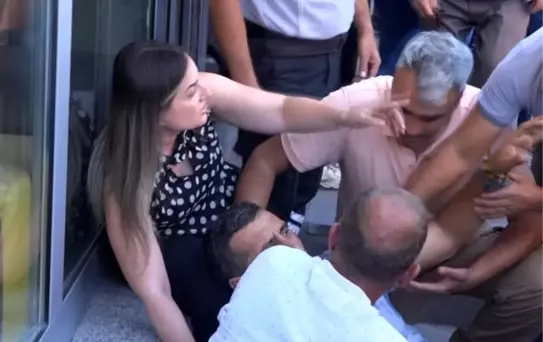 Tunceli'de Otomobil Güvenlik Görevlisine Çarptı