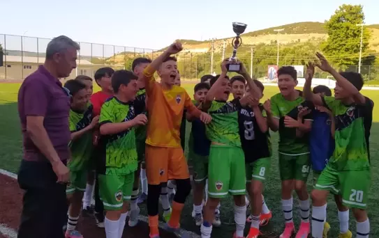 Vitraspor U13 Ligi Şampiyonu