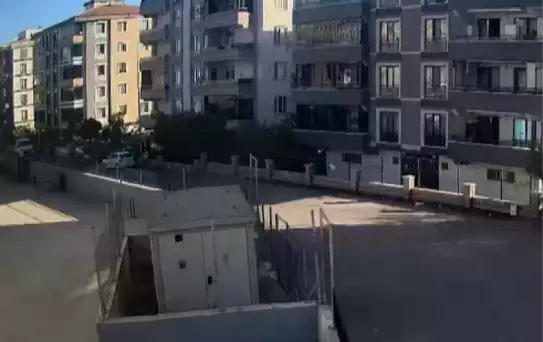 Şüpheli şekilde düşerek hayatını kaybeden hamile kadının ailesi cinayet iddiasında bulundu