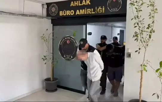 İzmir'de Fuhuş Çetesi Operasyonu: 14 Gözaltı, 59 Kadın Kurtarıldı