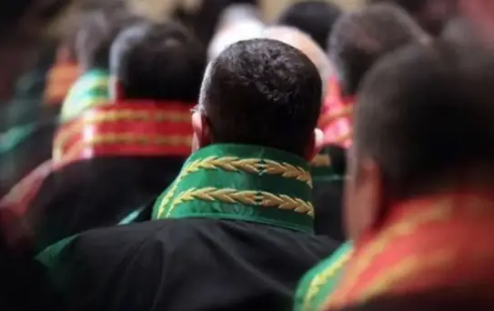 HSK, 4 binin üzerinde hakim ve savcının yerini değiştirdi