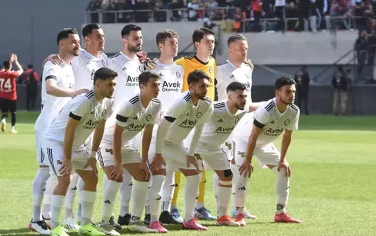 Altay'da Ayrılıklar Devam Ediyor