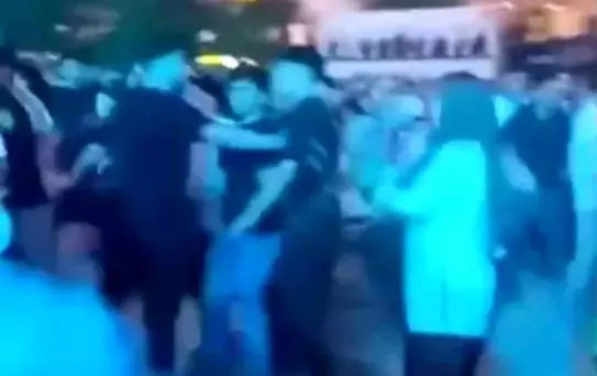 Buray Konserinde Kavga Çıktı