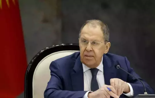 Lavrov'dan NATO Uyarısı