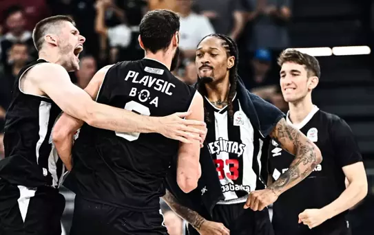 Ligde final oynayan Beşiktaş Fibabanka'da 6 ayrılık birden