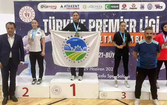 Sakarya Büyükşehir Belediyesi Spor Kulübü Sporcularından Başarı Dolu Haftalar