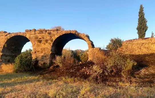 Aspendos Su Kemerleri Yakınında Yangın