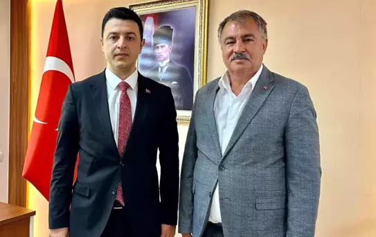 Beyağaç Belediye Başkanı'ndan Kaymakam Cihangir'e Hayırlı Olsun Ziyareti