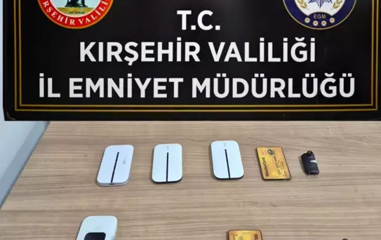Kopya Çekerken Yakalandılar