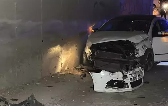 Alkollü Sürücü Kaza Yaptı: Aile Yaralı