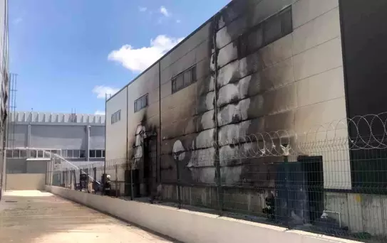 Veliköy'de Kimya Fabrikasında Yangın