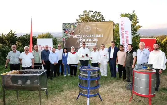 Düzce Kestane Balı Hasat Şenliği Yapıldı