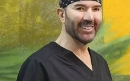 Timur Cihantimur'un doktor babası, 1 ay süreyle meslekten men edildi