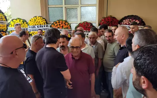 Eylem Ertuğrul'un Babası Vefat Etti