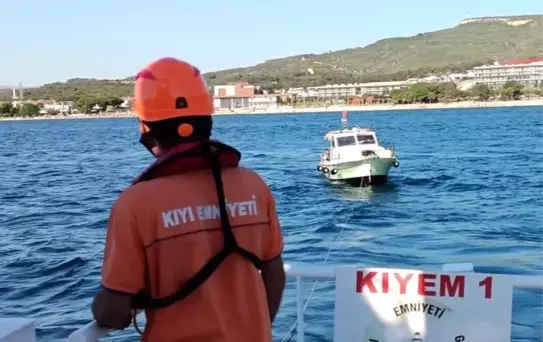 Çanakkale'de Sürüklenen Tekne Kurtarıldı