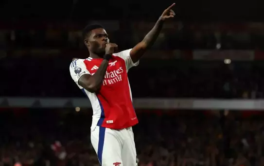 Futbolcu Partey 5 Tecavüz Suçlamasıyla Yargılanacak
