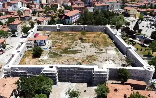 Çorum Kalesi'nde 1100 Yıllık Tarihi Restorasyon Çalışmaları Devam Ediyor