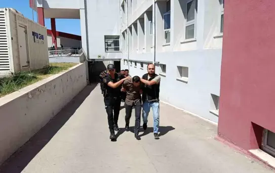 Adana'da Uyuşturucu Operasyonu: 16 Tutuklama