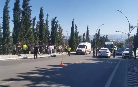 Dilovası'nda Trafik Kazası: Sürücü Yaralandı