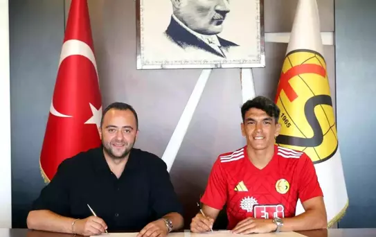 Eskişehirspor Akın Akman ile Anlaştı