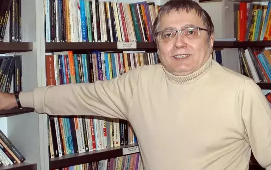 Gazeteci-yazar Hikmet Çetinkaya hayatını kaybetti