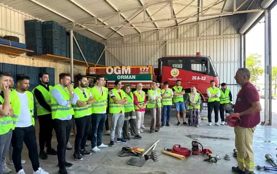 AK Gençlik, Yangın Eğitimi Aldı