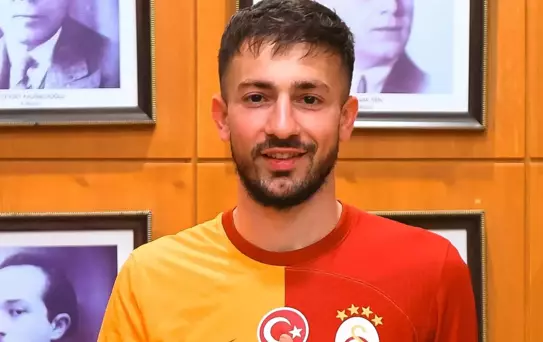 Galatasaray'da ayrılıklar üst üste! Halil Dervişoğlu'nun yeni takımı belli oldu